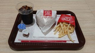 030417hm.jpg