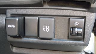 030502C-u2.jpg