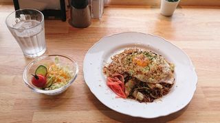 030504hm1.jpg